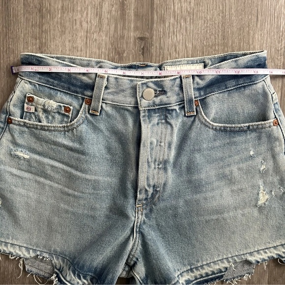 AG Adriano Goldschmied Alexxis Aged Denim Jean High Rise Wedgie Shorts 2… - Picture 9 of 10